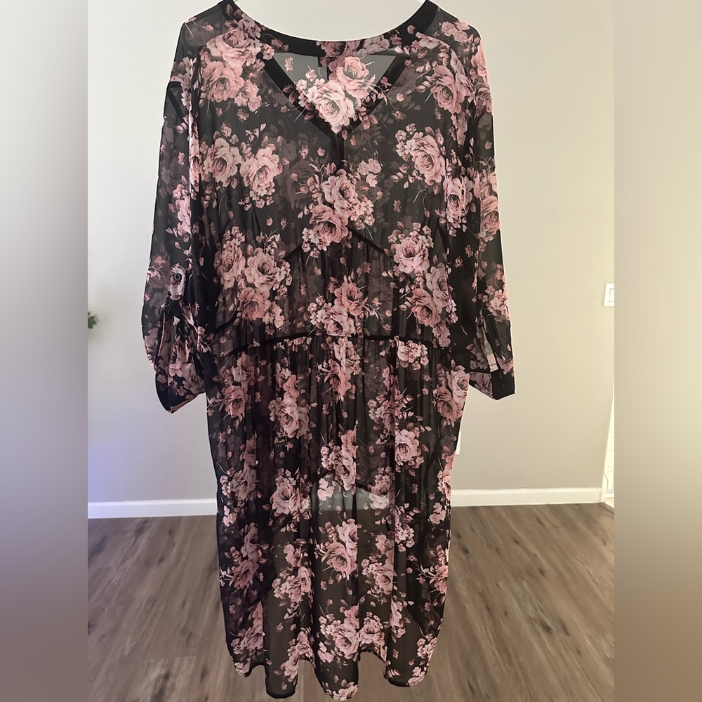 TORRID SIZE 2 2X 18-20 FLORAL CHIFFON HI-LO TUNIC 🌹 HARDLY WORN KIMONO